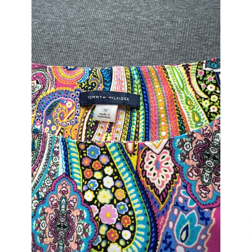 Tommy Hilfiger vibrant paisley